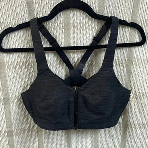 Victoria Secret Sports Bra 34C NWT